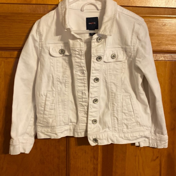 COPY - Gap Girls white Jean Jacket Size Sm 6-7 - Picture 1 of 3